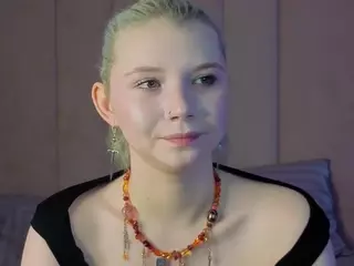 EdlaBuskey's Live Sex Cam Show