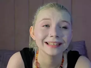 EdlaBuskey's Live Sex Cam Show