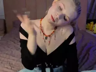EdlaBuskey's Live Sex Cam Show