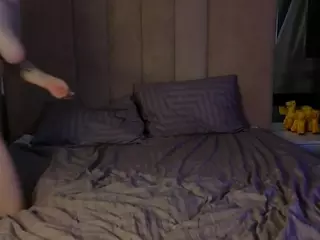 EdlaBuskey's Live Sex Cam Show