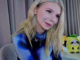 EdlaBuskey's Live Sex Cam Show