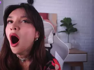 ElletteBody's Live Sex Cam Show