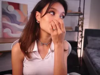 ElletteBody's Live Sex Cam Show