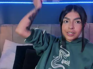 freya naughtiness's Live Sex Cam Show