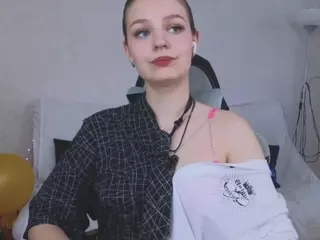 MonicaErotic's Live Sex Cam Show