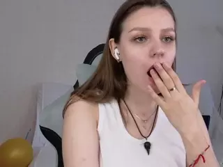 MonicaErotic's Live Sex Cam Show