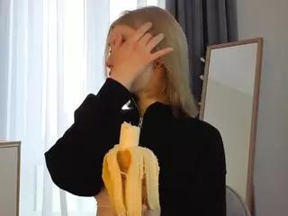 OdelinaArras's Live Sex Cam Show