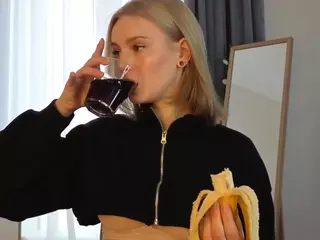 OdelinaArras's Live Sex Cam Show