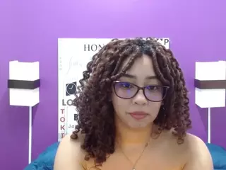 RebeccaMils's Live Sex Cam Show
