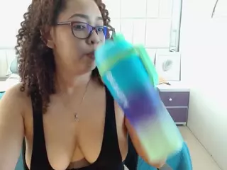 RebeccaMils's Live Sex Cam Show
