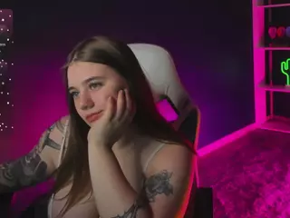 Alli-Aster's Live Sex Cam Show