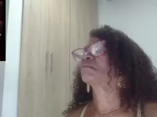 BustyXMilf's Live Sex Cam Show