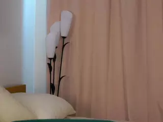 ElgaHaddock's Live Sex Cam Show