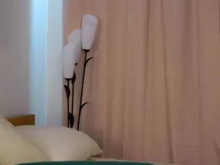 ElgaHaddock's Live Sex Cam Show