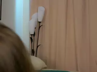 ElgaHaddock's Live Sex Cam Show