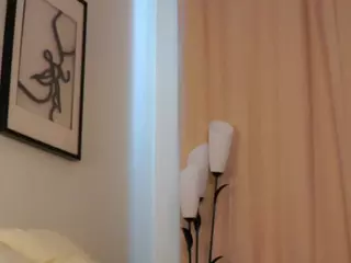 ElgaHaddock's Live Sex Cam Show