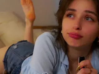 ElgaHaddock's Live Sex Cam Show