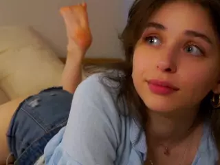 ElgaHaddock's Live Sex Cam Show