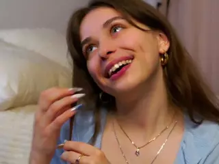 ElgaHaddock's Live Sex Cam Show