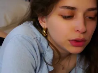 ElgaHaddock's Live Sex Cam Show