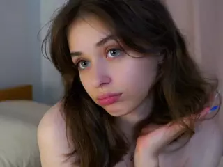 ElgaHaddock's Live Sex Cam Show