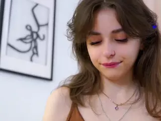 ElgaHaddock's Live Sex Cam Show