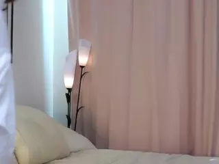 ElgaHaddock's Live Sex Cam Show
