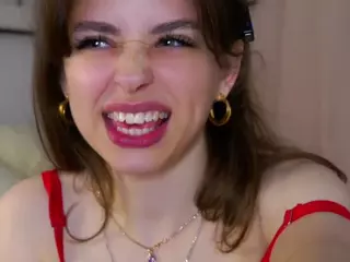 ElgaHaddock's Live Sex Cam Show
