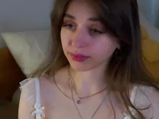 ElgaHaddock's Live Sex Cam Show