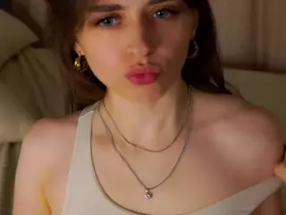 ElgaHaddock's Live Sex Cam Show