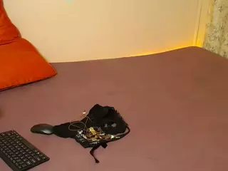 Mcsteamy's Live Sex Cam Show