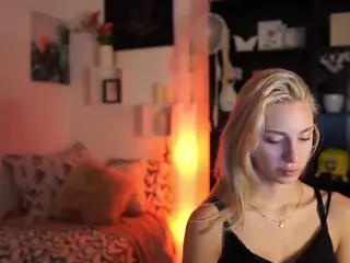 ayahitakayamaa's Live Sex Cam Show