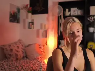ayahitakayamaa's Live Sex Cam Show