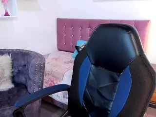 Blear Horny Girl's Live Sex Cam Show