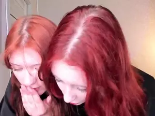 LinaVi's Live Sex Cam Show