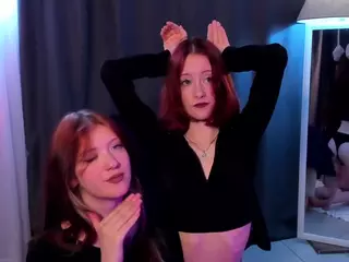 LinaVi's Live Sex Cam Show