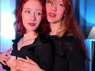LinaVi's Live Sex Cam Show