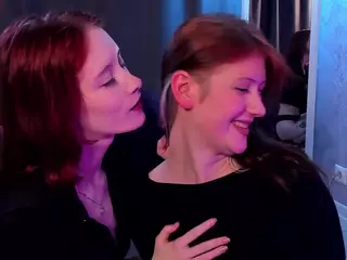 LinaVi's Live Sex Cam Show