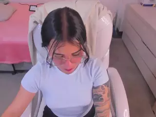 Niicole-Fox2's Live Sex Cam Show