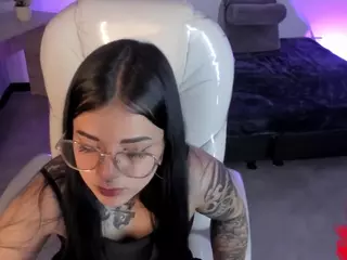 Niicole-Fox2's Live Sex Cam Show