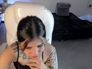 Niicole-Fox2's Live Sex Cam Show
