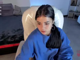 Niicole-Fox2's Live Sex Cam Show