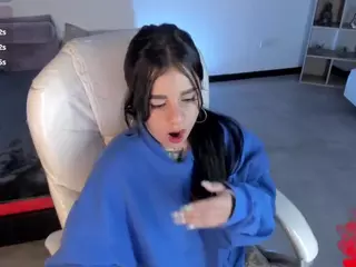 Niicole-Fox2's Live Sex Cam Show