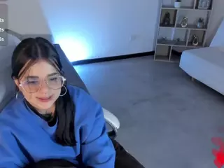 Niicole-Fox2's Live Sex Cam Show