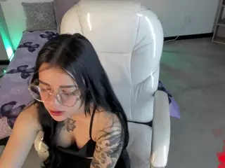 Niicole-Fox2's Live Sex Cam Show