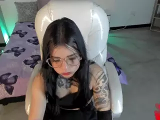 Niicole-Fox2's Live Sex Cam Show