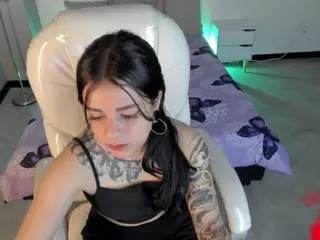 Niicole-Fox2's Live Sex Cam Show