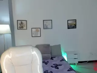 Niicole-Fox2's Live Sex Cam Show