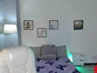 Niicole-Fox2's Live Sex Cam Show