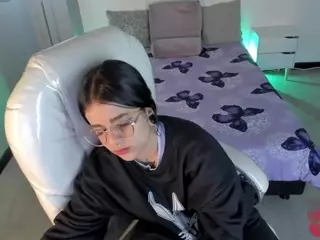 Niicole-Fox2's Live Sex Cam Show